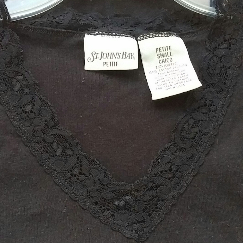 Women's St. John's Bay Black Sleevless Top